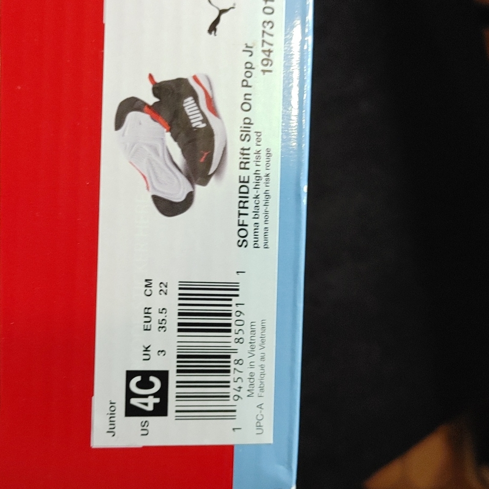 Shoes - Picture 6 of 6